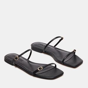 Steve Madden Black Strappy Flat Sandals